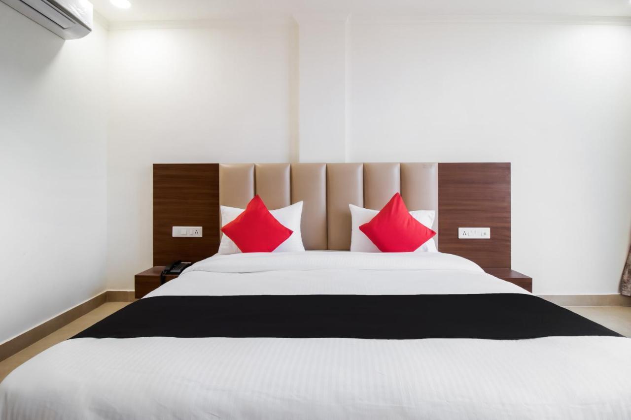 Hotel Grand 81 Faridabad Luaran gambar